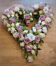 Load image into Gallery viewer, Open heart